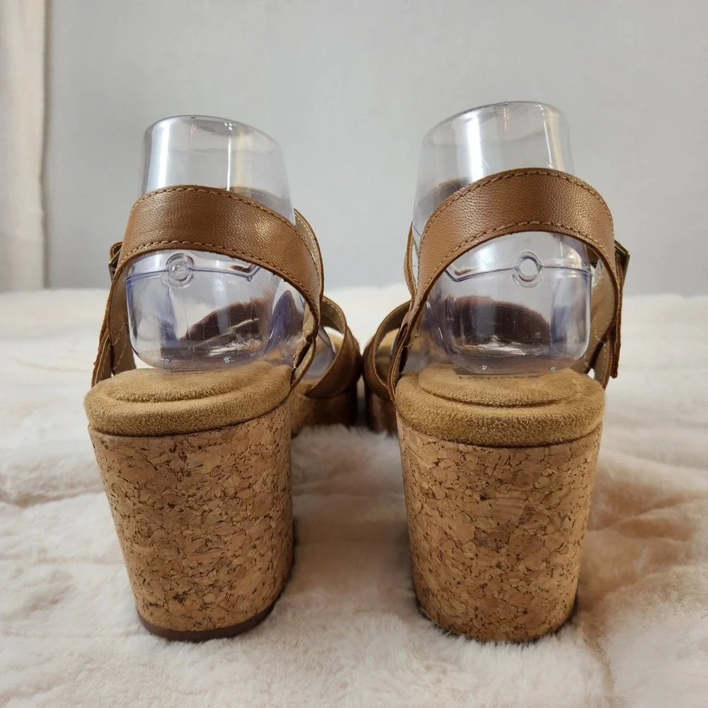 Hush Puppies‎ Womens Tan Leather Cork Platform Wedge Sandals Size 9 Shoe HP61575